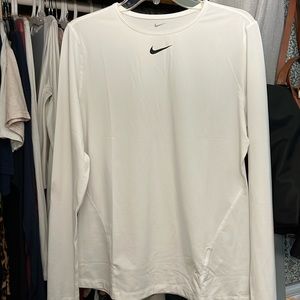 White Nike dri fit shirt